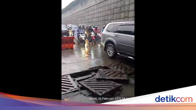 Tutup Gorong-gorong Lepas di Underpass Halim Baru, Lalin Terganggu