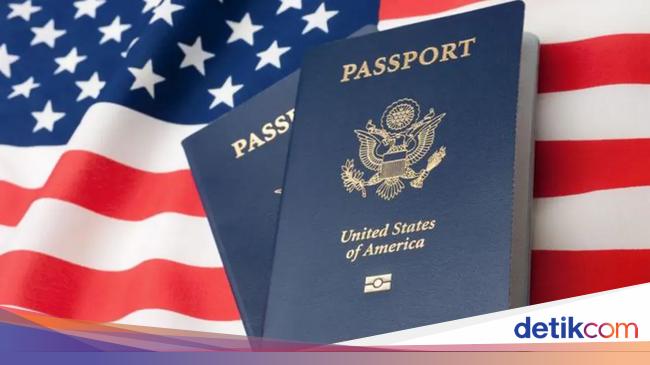 Paspor Amerika Serikat Terpuruk ke Peringkat Terendah dalam 20 Tahun