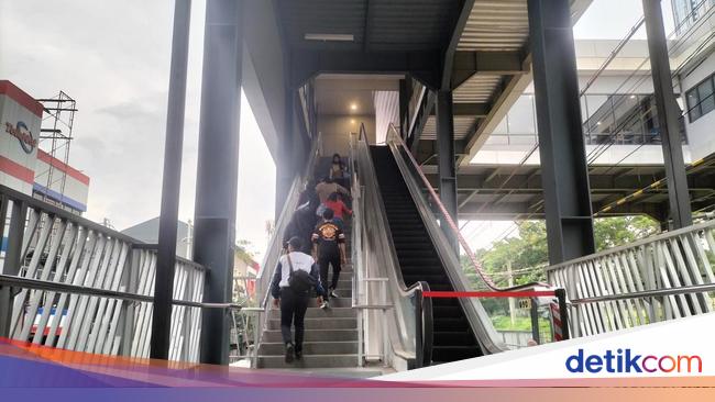 Eskalator Penghubung KRL Sudirman dan LRT Dukuh Atas Rusak, Penumpang Teriak