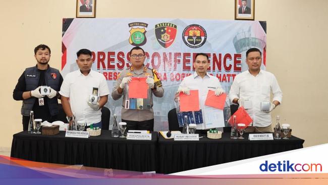 4 Petugas Bandara Soetta Ditangkap Gegara Curi 20 Smart Watch Rp 50 Juta