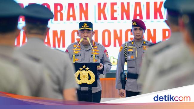 Kapolri Pimpin Kenaikan Pangkat Astamaops Komjen Imam hingga Kakorlantas Irjen Agus