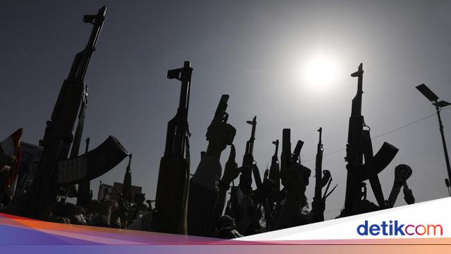 Balas Serangan Israel, Giliran Houthi Kirim Rudal ke Israel