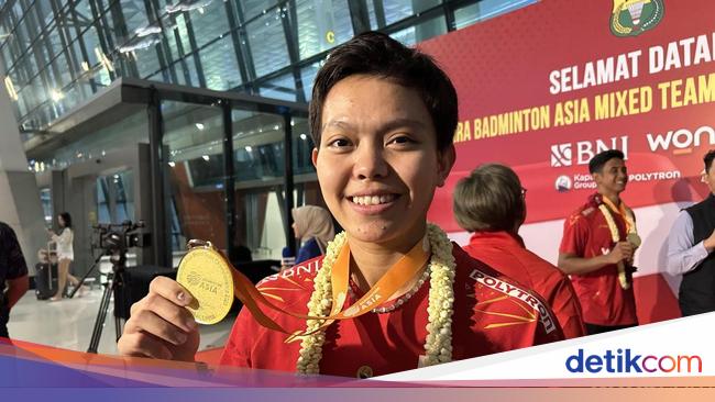 'Sibuknya' Siti Fadia, Berpasangan dengan 4 Pemain Sekaligus