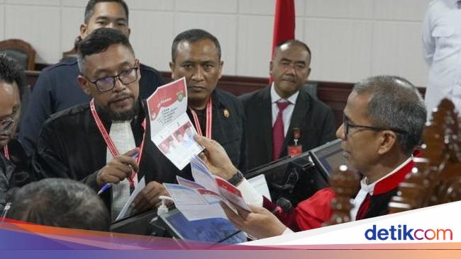 Terungkap di MK, Sejumlah Surat Suara Pilbup Bungo Dicoblos Sekaligus