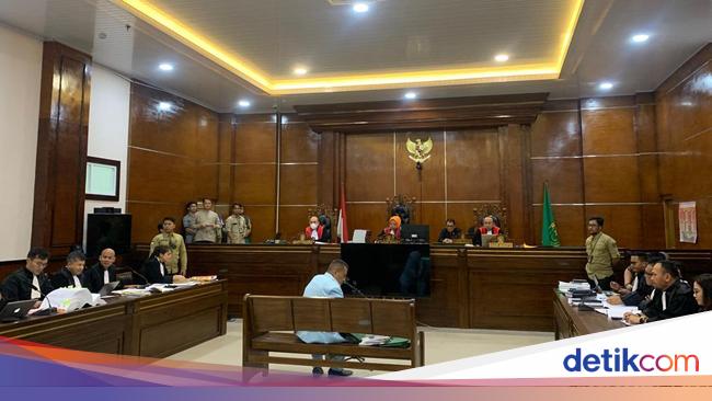 Hotman Sakit, Sidang Razman Terkait Pencemaran Nama Baik Ditunda 27 Februari