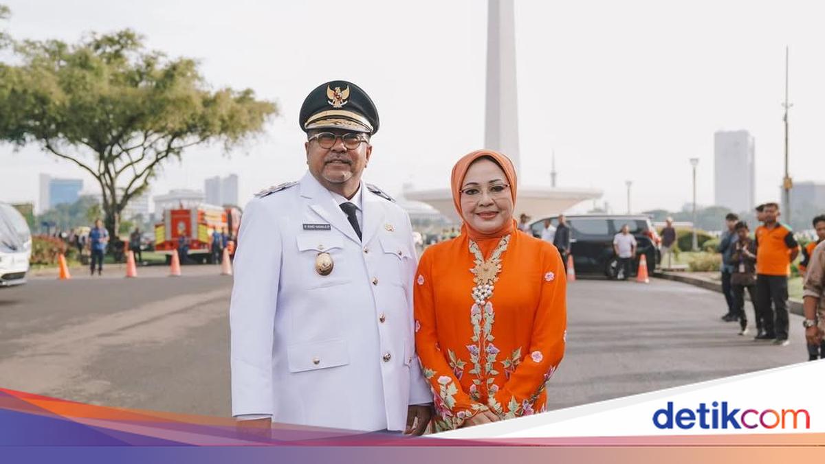 Gaya Para Istri Selebritas Dampingi Suami Dilantik Jadi Kepala Daerah