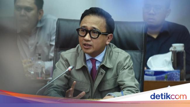 F-Gerindra DPR Setuju Tunjangan Dievaluasi, Minta TNI-Polri Sinergi Kawal Demo