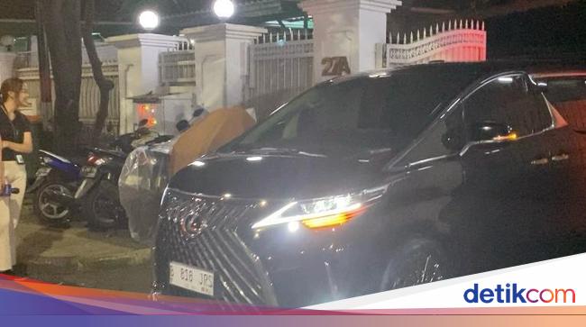 Elite PDIP Sudah Tinggalkan Rumah Megawati Malam Ini