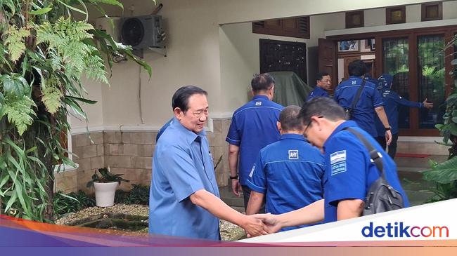 38 Ketua DPD Partai Demokrat Sambangi Kediaman SBY di Cikeas Usai Temui AHY