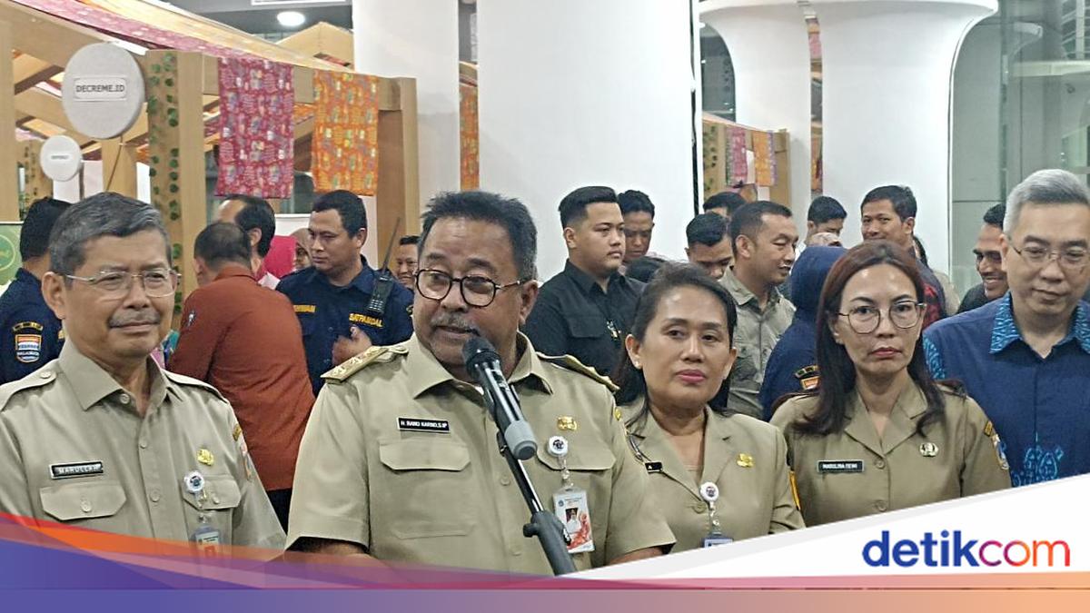 Api Rano Rano Ungkap Lumpur Hasil Kerukan Sungai di Jakarta Dibuang ke Reklamasi ...