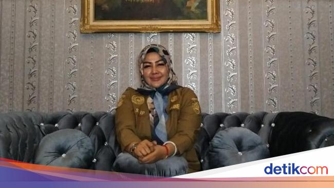 Pengakuan 'Humoris' Kades yang Tertawakan Bingkisan Bupati Bogor