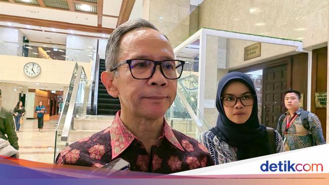 <b>Rencana Merger BUMN Gegerkan Pasar: OJK Ungkap Dukungan Penuh untuk Konsolidasi Lewat Danantara</b>