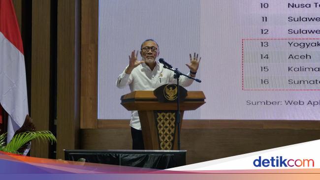 Zulhas Isi Materi di Retret, Minta Kepala Daerah Jaga Harga Bahan Pokok