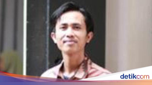 Demarkasi Petugas Partai dan Pejabat Publik