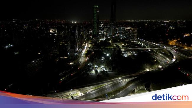 Chile Gelap Gulita Dilanda Pemadaman Listrik Besar-besaran