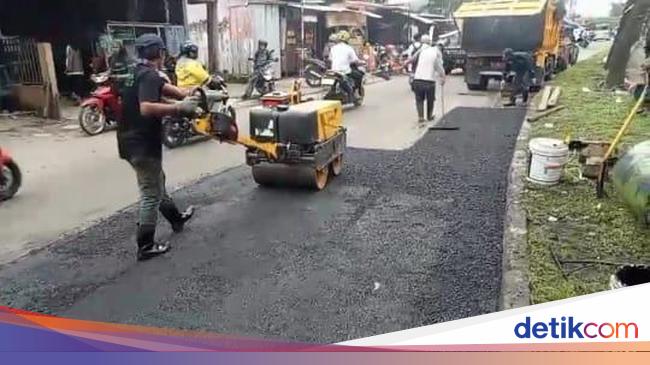 Kerap Dikeluhkan Warga, Jalan Tegar Beriman Bogor Diperbaiki