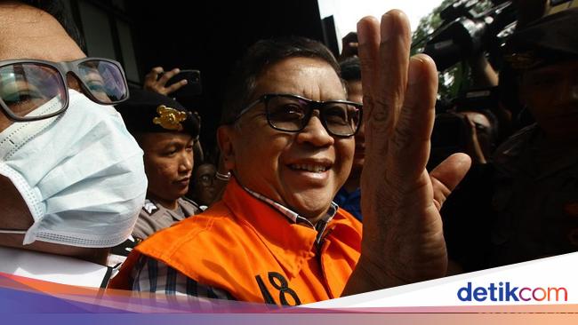 Ekspresi Hasto Usai Dicecar 52 Pertanyaan oleh Penyidik KPK