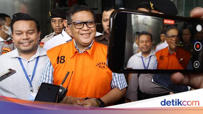 Hasto Kristiyanto Bersama Harun Masiku Didakwa Suap Wahyu Setiawan Rp 600 Juta