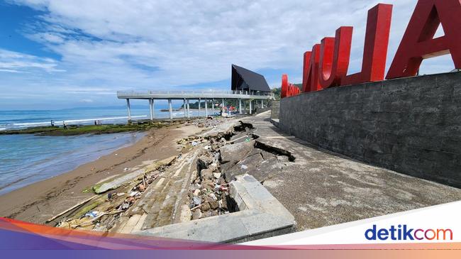 Baru 5 Bulan, Alun-alun Gadobangkong Sukabumi Rusak Parah!