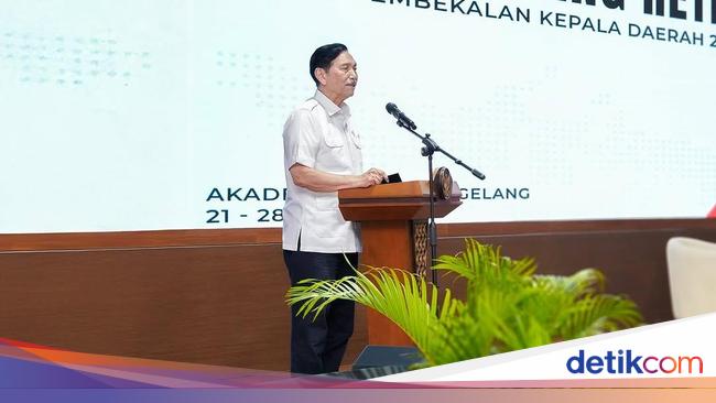 Jadi Pemateri Retret, Luhut Ingatkan Kepala Daerah Hati-hati Ambil Keputusan