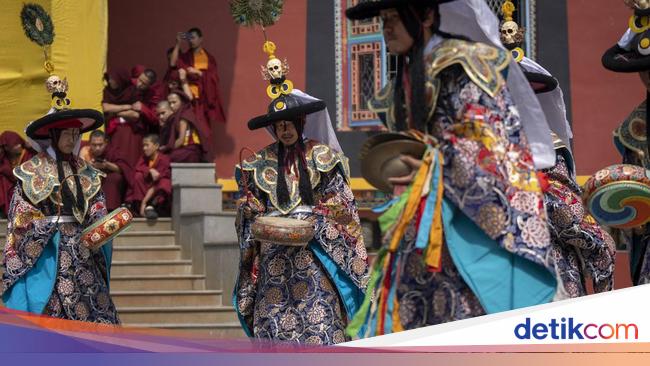 Peringati Gyalpo Losar, Budaya Tradisional Tahun Baru Tibet