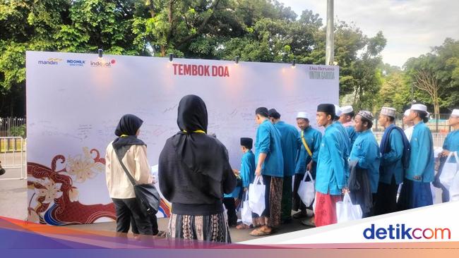 Anak Binaan berbuatbaik.id Doa Bersama di GBK, Harap Timnas Lolos Piala Dunia 2026