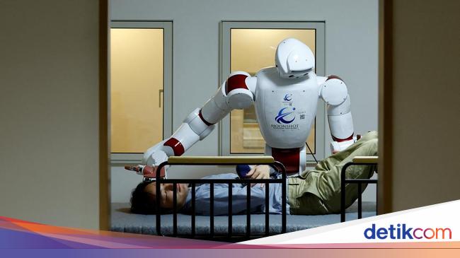 Jepang Kembangkan Robot AI untuk Rawat Lansia