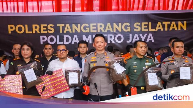 Konter HP di Bekasi Disulap Jadi Pabrik Sinte Senilai Miliaran