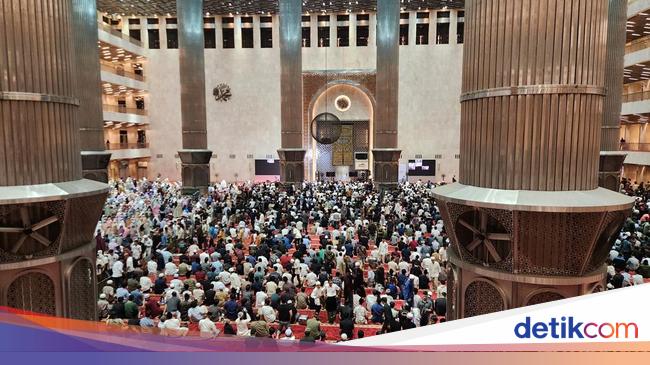 Menag Isi Ceramah Salat Tarawih di Istiqlal, Bicara Keutamaan Niat Puasa