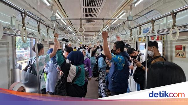 Cegah Sampah di Kereta, Penumpang Harap KCI Bagikan Kurma untuk Buka Puasa