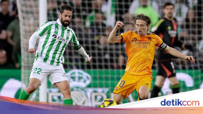 Lyon Kalah dari Real Betis
