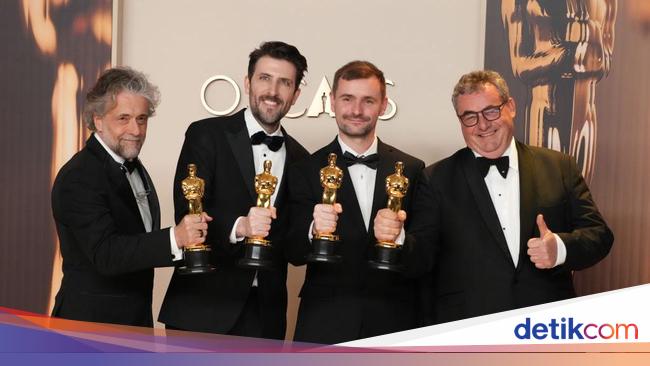 Video 'Dune 2' Bawa Pulang Best Sound-Visual Effects Oscar