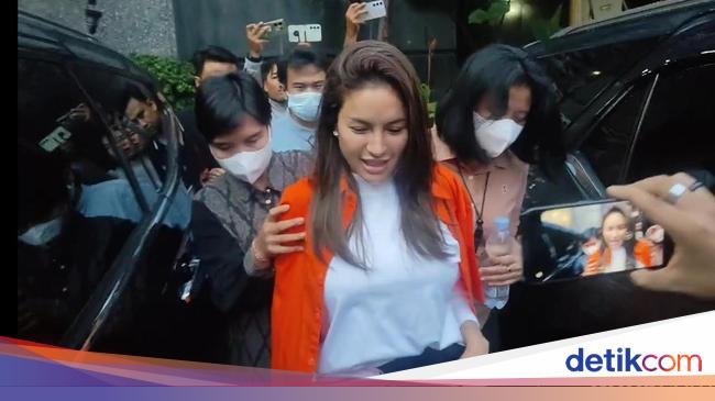 Jaksa Kembalikan Berkas Kasus Nikita Mirzani ke Polisi