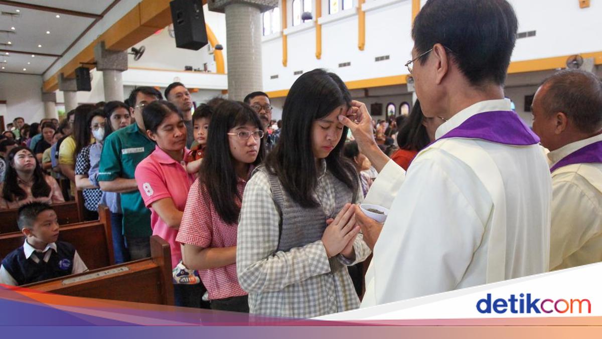 Catat! Jadwal Misa Rabu Abu 2026 di Gereja Katedral Jakarta