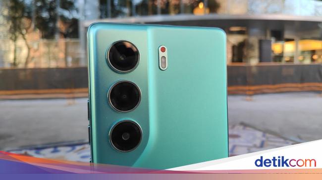 Hands On Tecno Camon 40: Kota Barcelona dalam Genggaman