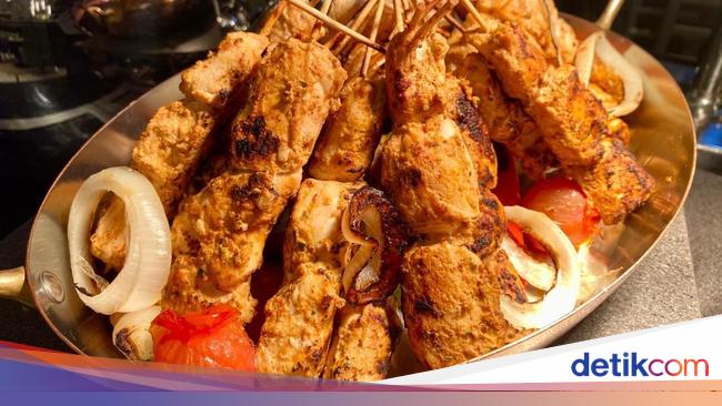 Nikmatnya Buka Puasa dengan Shish Tawook dan Se'i Sapi