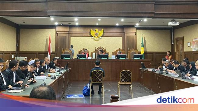 Jaksa Ungkap Dirut PT PPI Sempat Pertanyakan Impor Gula Era Tom Lembong