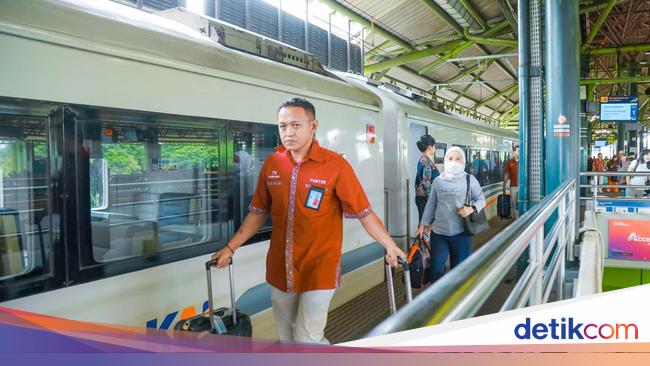 Jelang Libur Waisak, KAI Siapkan 98 Ribu Kursi dan 2.441 Perjalanan