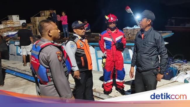 Kapal di Pulau Tikus Kepulauan Seribu Alami Patah Baut, Damkar Evakuasi