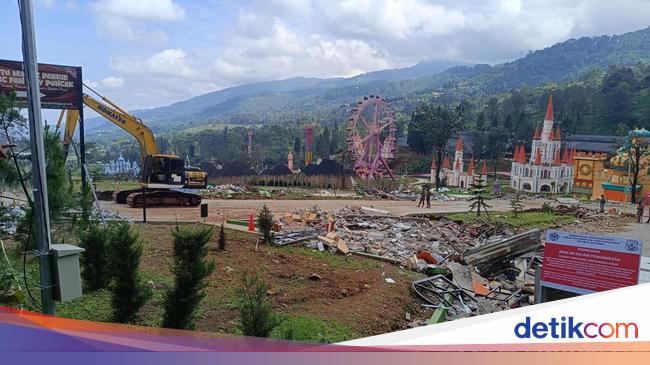 Pembongkaran Hibisc Puncak Bogor Dilanjut Siang Ini, Begini Suasananya