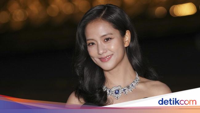Jisoo Blackpink Singapore Nature Reserve Beauty