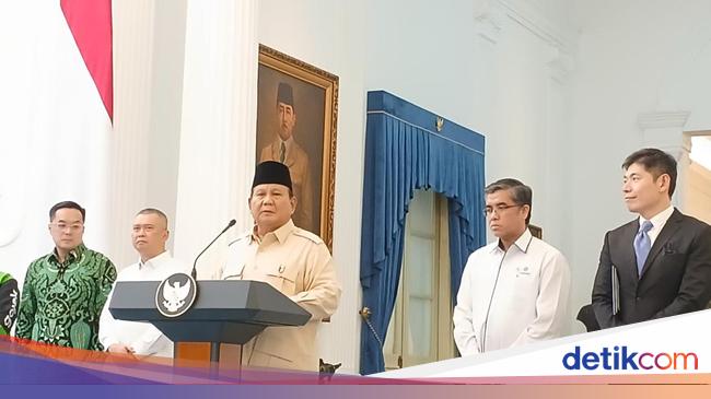 Prabowo Imbau Aplikator Beri Bonus Hari Raya Uang Tunai ke Ojol-Kurir Online