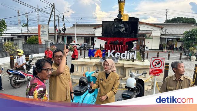 Perbaiki Jalur Pedestrian, Walkot Vinanda: Bukan Sekadar Mempercantik Kota