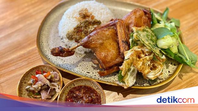 Umatis : Buka Puasa dengan Bebek Asap Tegalalang di Resto Bergaya Bali