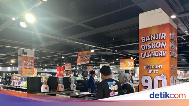 Jangan Pakai Lama! Langsung Serbu Transmart Cilandak, Diskon Melimpah hingga 90%