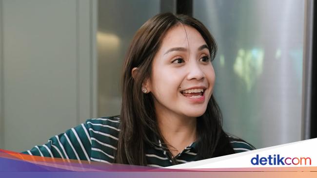 Perjuangan Menyusui ala Nagita Slavina, Pake Keringet dan Air Mata