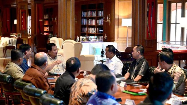 Prabowo Gelar Ratas di Hari Minggu, Bahlil: Rapat Tidak Kenal Waktu Libur