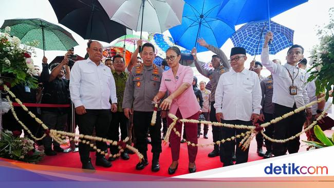 Kapolri Launching SPPG Polri, Dukung Penuh Program Makan Bergizi Gratis