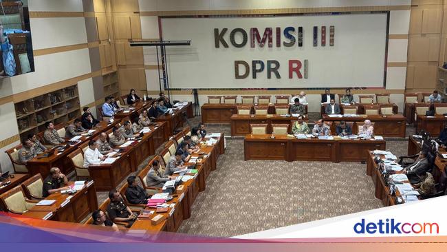 Korban Investasi Bodong EDCCash Datangi Komisi III DPR, Minta Penyelesaian RJ