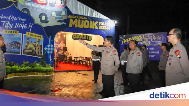 Tengah Malam, Kapolda Jateng Cek Kesiapan Tol Jelang Mudik Lebaran